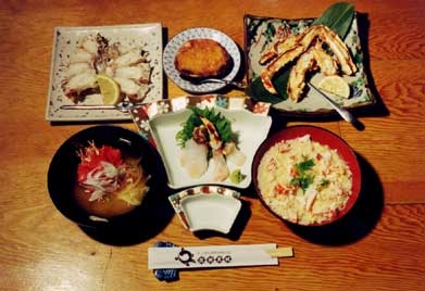 東京で美味しいかにが食べられる店 何時でも活きているかにが食べらます かに 料理 鬼無里村